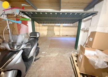 Foto 2 - Box VIA GIOVANNI BATTISTA
 
43, Recco - foto 2