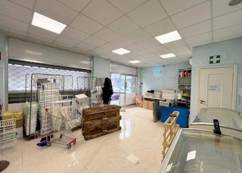 Foto 2 - Locale Commerciale Via Pietro Mascagni, Genova - foto 2