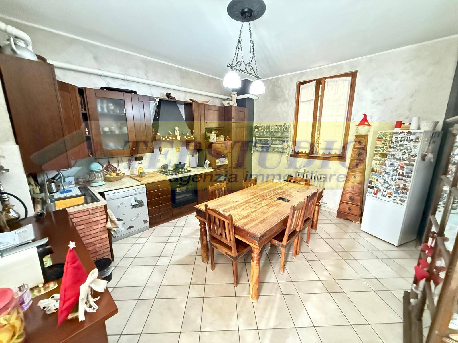 Foto 2 - Three-room apartment Via Trento
 
28, Capriate San Gervasio - photo 2