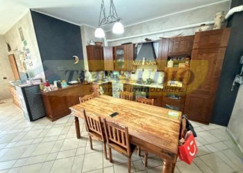 Foto 3 - Three-room apartment Via Trento
 
28, Capriate San Gervasio - photo 3