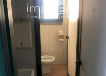 secondo bagno finestrato - Office via enrico mattei, Marcon - photo 6