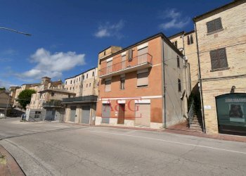 Foto 1 - Casa indipendente via XX Settembre
 
38, Carassai - foto 1