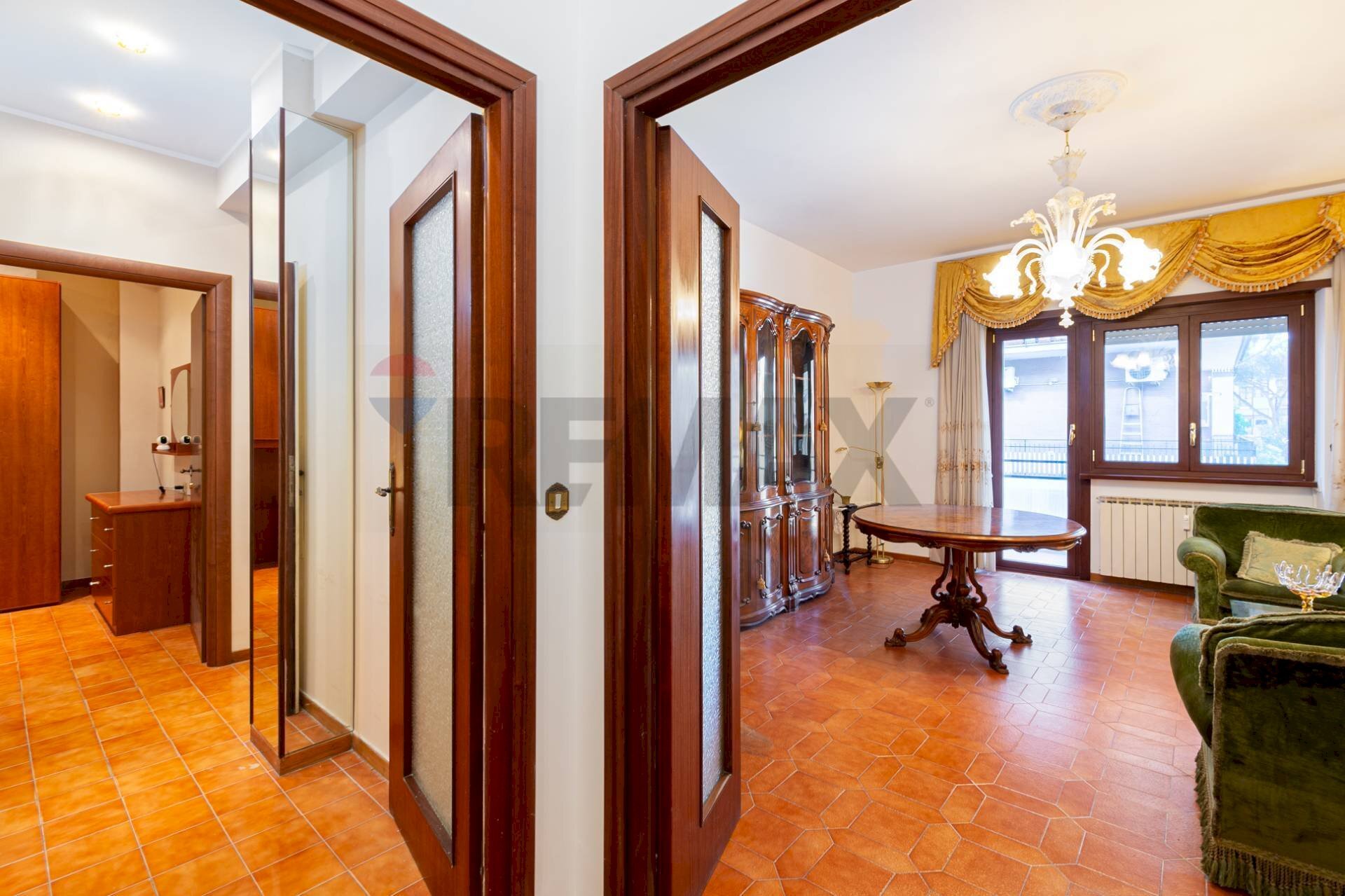 Hall / corridoio - Three-room apartment Piazza Delle Fiamme Gialle
 
8, Roma - photo 3