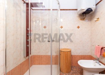Bagno - Trilocale Piazza Delle Fiamme Gialle
 
8, Roma - foto 9