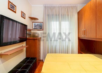 Camera / camera da letto - Trilocale Piazza Delle Fiamme Gialle
 
8, Roma - foto 11