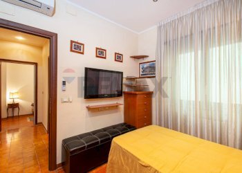 Camera / camera da letto - Trilocale Piazza Delle Fiamme Gialle
 
8, Roma - foto 12