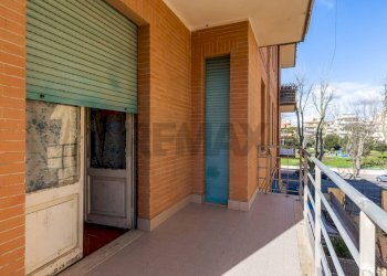 Balcone - Quadrilocale Viale Della Pineta Di Ostia
 
60, Roma - foto 4