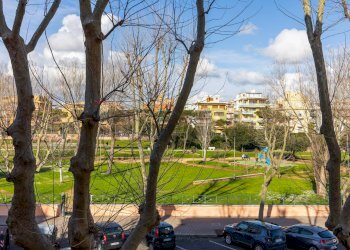 Edificio all\'aperto - Quadrilocale Viale Della Pineta Di Ostia
 
60, Roma - foto 5