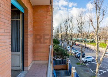 Balcone - Quadrilocale Viale Della Pineta Di Ostia
 
60, Roma - foto 10