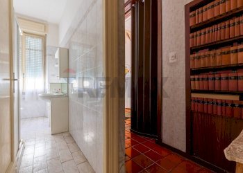 Hall / corridoio - Quadrilocale Viale Della Pineta Di Ostia
 
60, Roma - foto 24