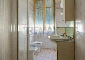 Bagno - Quadrilocale Viale Della Pineta Di Ostia
 
60, Roma - foto 25