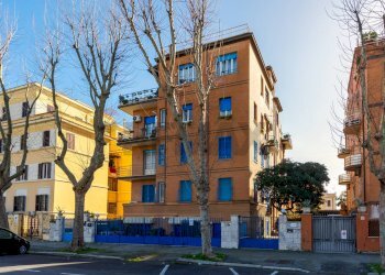 Edificio all\'aperto - Quadrilocale Viale Della Pineta Di Ostia
 
60, Roma - foto 26