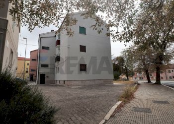Edificio all\'aperto - Appartamento Matera - foto 3