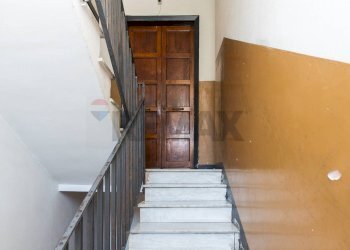 Scale - Appartamento Via Duca Degli Abruzzi
 
173, Catania - foto 6