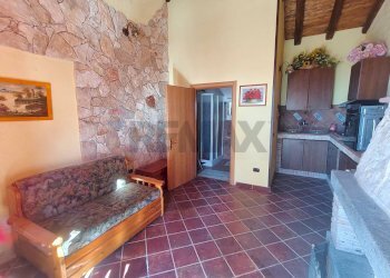 Soggiorno - Baita Via Madonna Dellenevi, Nicolosi - foto 1