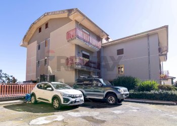 Edificio all\'aperto - Trilocale Pedara - foto 38