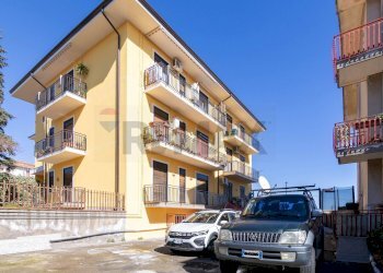 Edificio all\'aperto - Trilocale Pedara - foto 39