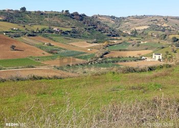 Vista delle montagne - Agricultural land Via Ottavio Penna
90, Caltagirone - photo 1