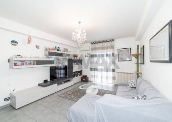 Soggiorno - Appartamento via pulei
 
4, Mascalucia - foto 1