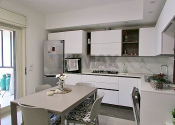 Cucina - Bilocale Via Montebianco
 
47, Letojanni - foto 1