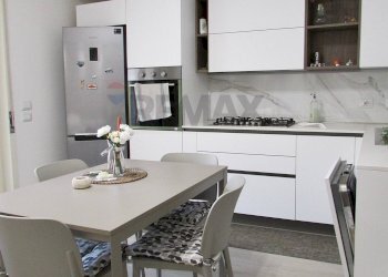 Cucina - Bilocale Via Montebianco
 
47, Letojanni - foto 2