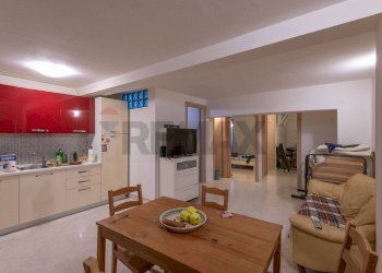 Sala da pranzo - Casa indipendente Via Canalotto
 
3, Caltagirone - foto 10