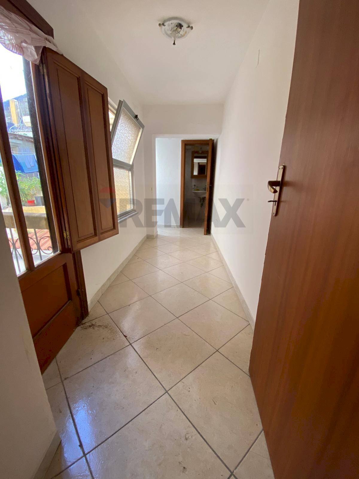 Hall / corridoio - Three-room apartment umberto I, Spadafora - photo 3