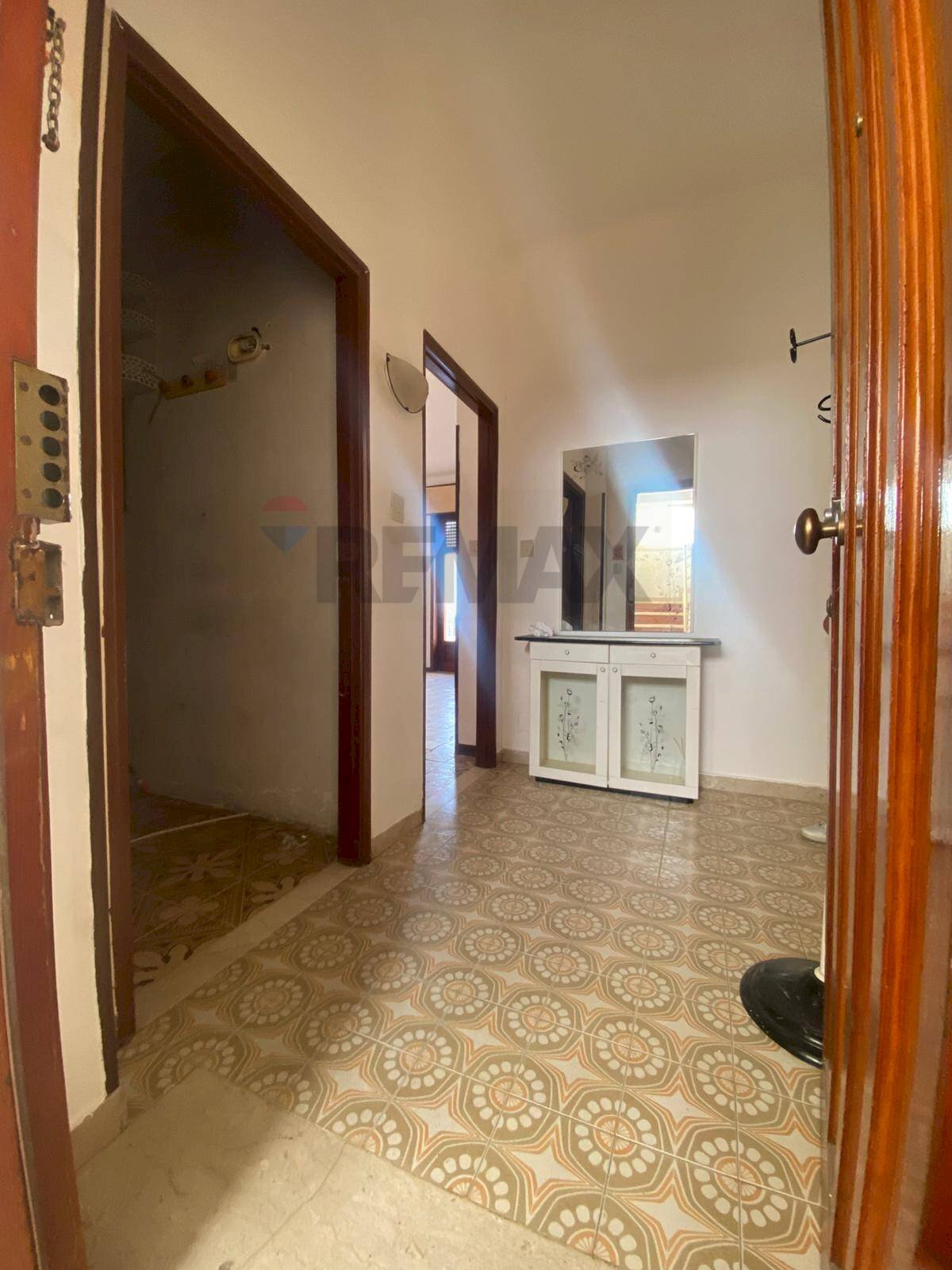 Hall / corridoio - Quadrilocale via del mare, Saponara - foto 3