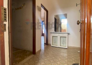 Hall / corridoio - Quadrilocale via del mare, Saponara - foto 3