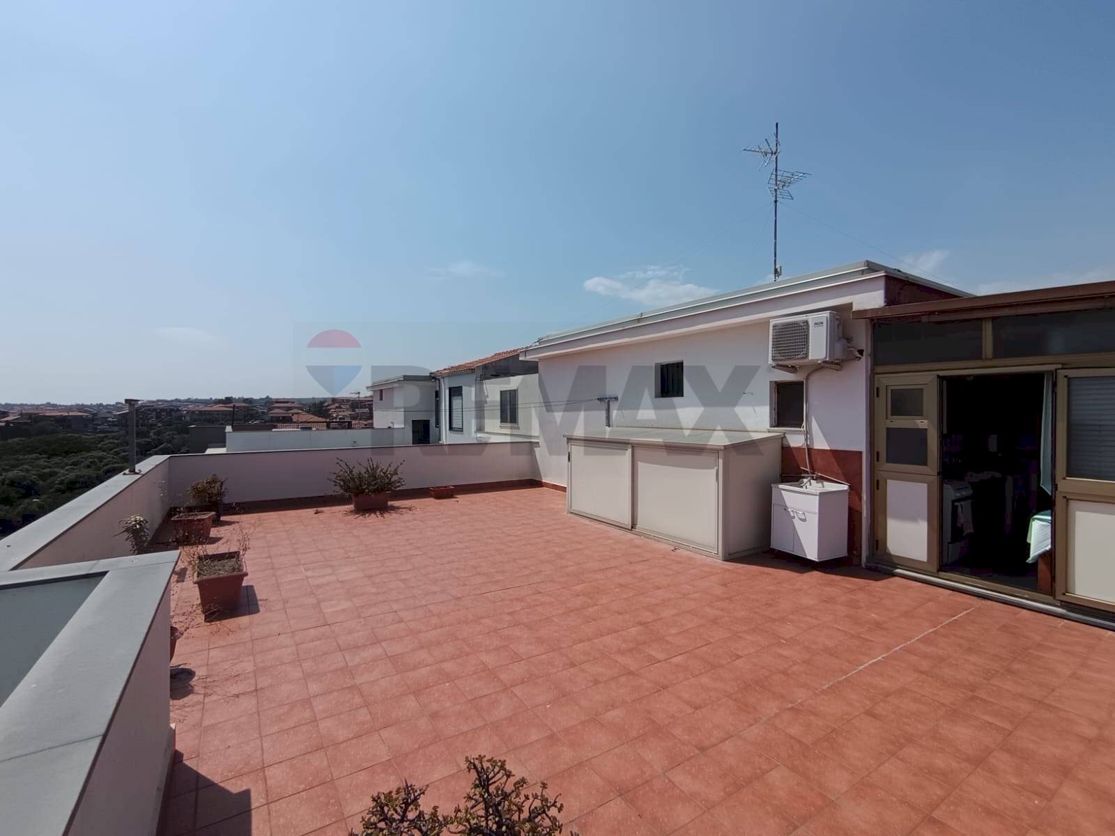 Terrazza - Attico Via delle Zagare
 
5, Misterbianco - foto 1