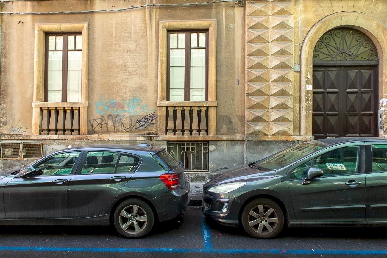 Edificio all\'aperto - Two-room apartment Via Francesco Riso
 
97, Catania - photo 2