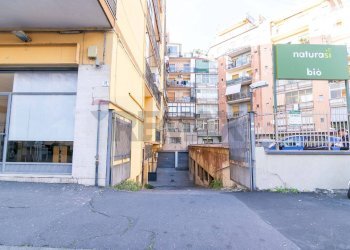 Edificio all\'aperto - Warehouse Via Giuseppe Patanè
23, Catania - photo 4