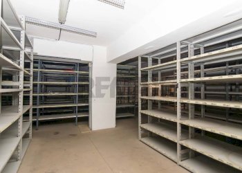 Dispensa di stoccaggio - Warehouse Via Giuseppe Patanè
23, Catania - photo 18