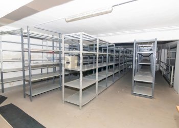 Dispensa di stoccaggio - Warehouse Via Giuseppe Patanè
23, Catania - photo 24