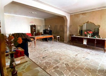 Soggiorno - Casa indipendente via Sottotenente Fisauli
 
42- 44-46- 48, Randazzo - foto 11