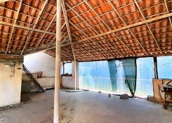 Stanza vuota - Casa indipendente via Sottotenente Fisauli
 
42- 44-46- 48, Randazzo - foto 22