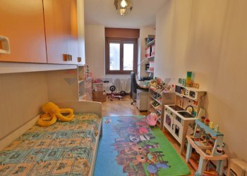 Camera / camera da letto - Trilocale Via Repubblica
 
21, Bollate - foto 10