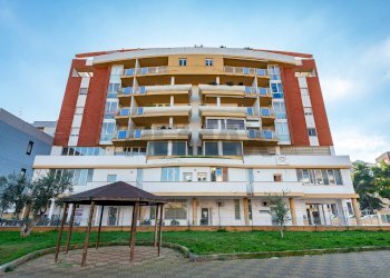 Edificio all\'aperto - Attico Via Paradiso
 
18, Modugno - foto 1