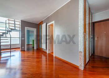 Stanza vuota - Attico Via Paradiso
 
18, Modugno - foto 3