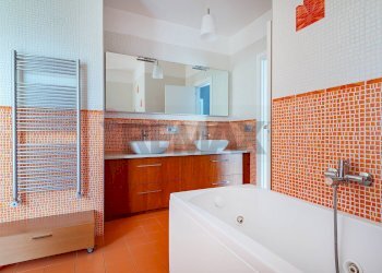 Bagno - Attico Via Paradiso
 
18, Modugno - foto 6