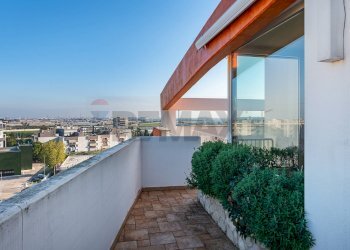 Balcone - Attico Via Paradiso
 
18, Modugno - foto 23