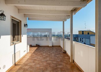 Terrazza - Attico Via Paradiso
 
18, Modugno - foto 24