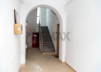 Hall / corridoio - Monolocale Via Garruba
84, Bari - foto 23