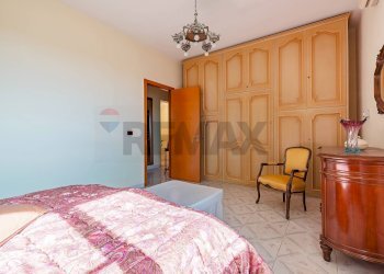 Camera / camera da letto - Villa Strada statale  96
 
115+496, Modugno - photo 6