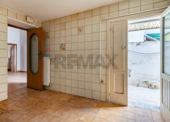 Cucina - Casa indipendente Via Ugo Foscolo
 
11, Modugno - foto 8