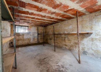 Stanza vuota - Casa indipendente Via Ugo Foscolo
 
11, Modugno - foto 13