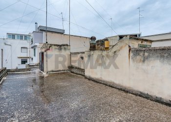 Terrazza - Casa indipendente Via Ugo Foscolo
 
11, Modugno - foto 15