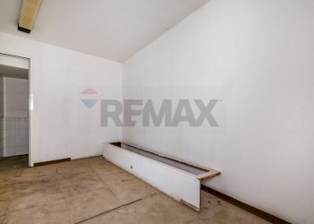 Stanza vuota - Commercial Premises Via Giuseppe Re David
177, Bari - photo 5