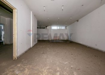 Stanza vuota - Commercial Premises Via Giuseppe Re David
177, Bari - photo 7