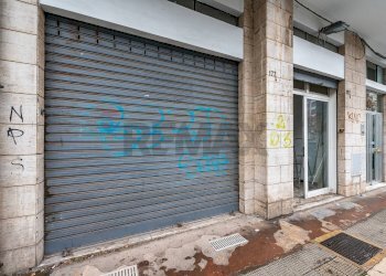 Edificio all\'aperto - Commercial Premises Via Giuseppe Re David
177, Bari - photo 9